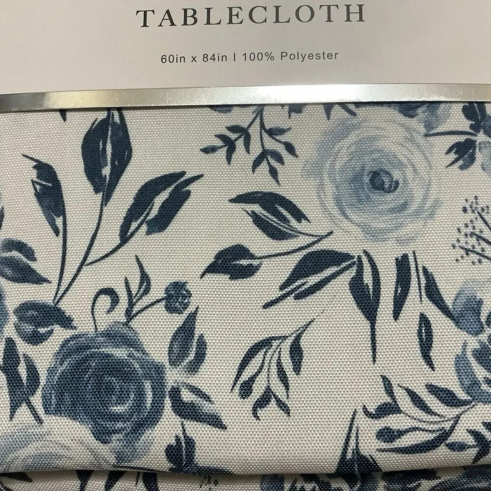 Badgley Mischka Fabric Tablecloth 60 X 84 Blue Floral Oblong Indoor Outdoor